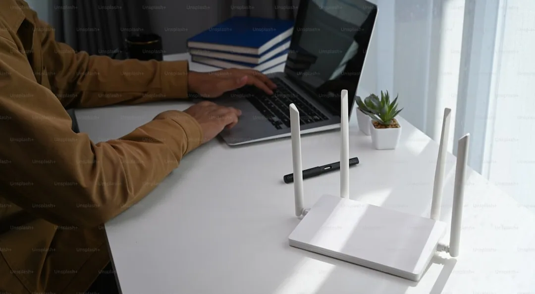 Router Wi-Fi w domowym środowisku sieciowym